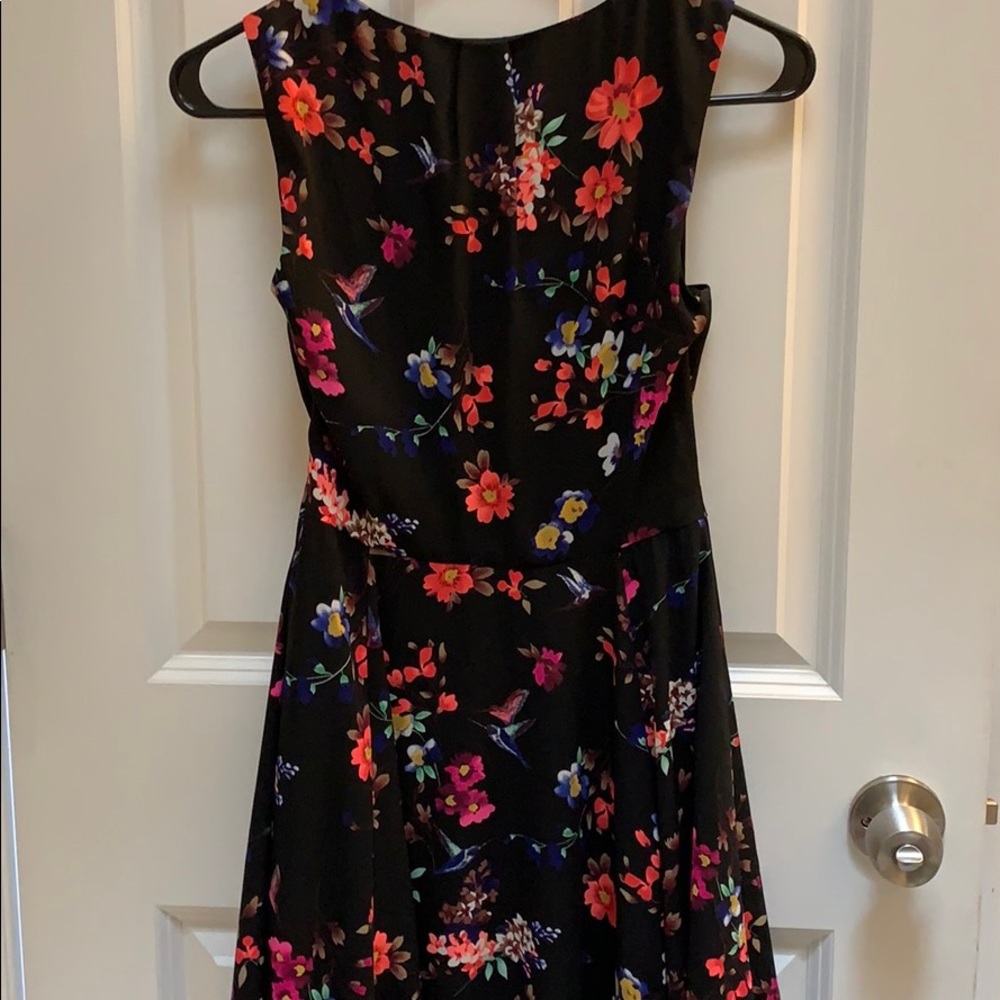 Dress - Picture 4 of 6